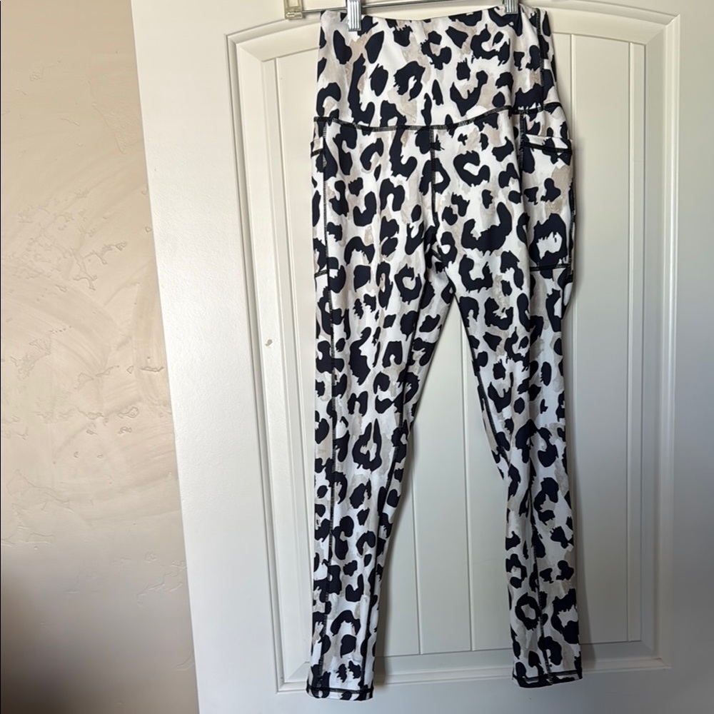 Leopard Print High-Waisted Leggings